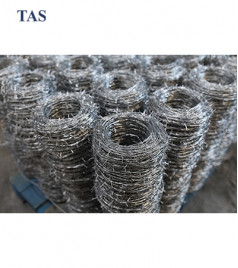 Drut kolczasty podwójny ocynkowany typu „IOWA” (2KЦ)